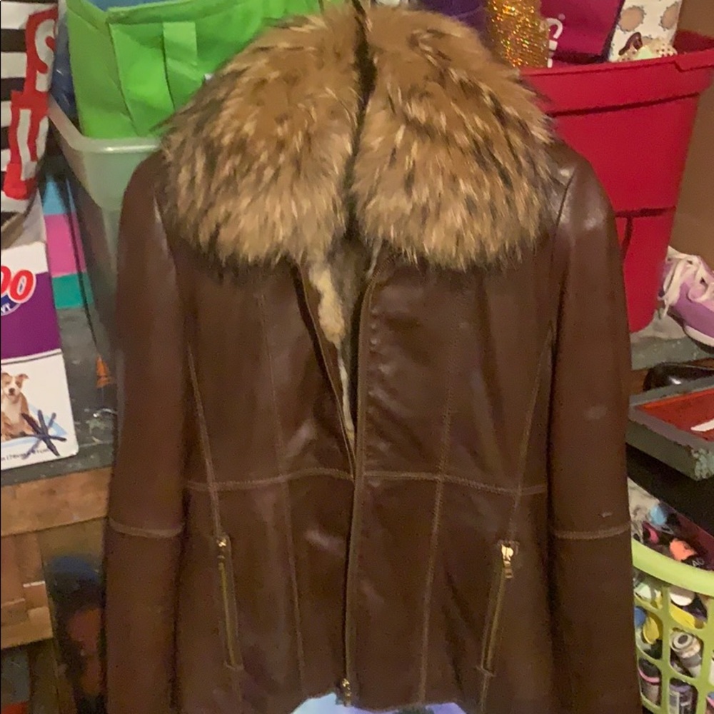 Ladies Lambskin/Leather Jacket w/Fox Collar